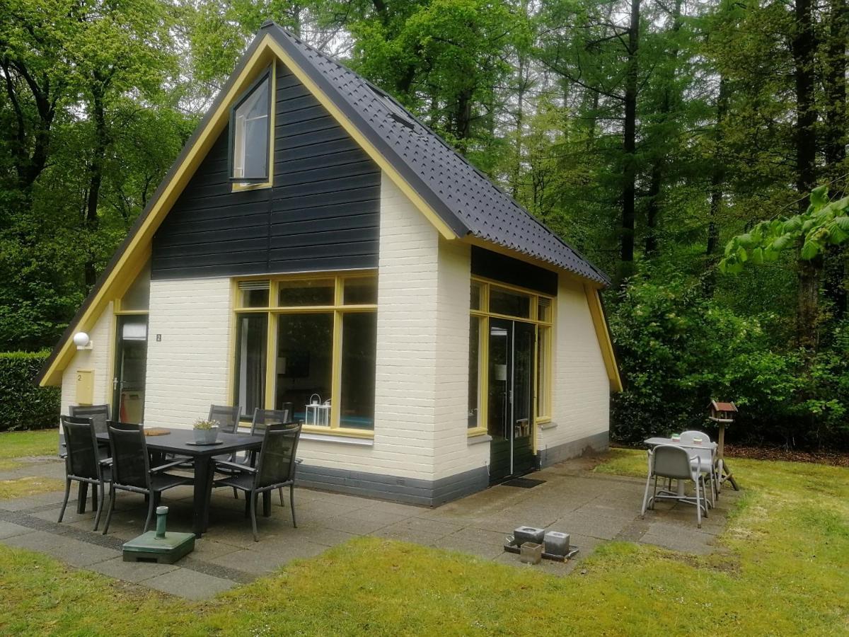 Boshuisje Dalfsen Villa Bagian luar foto